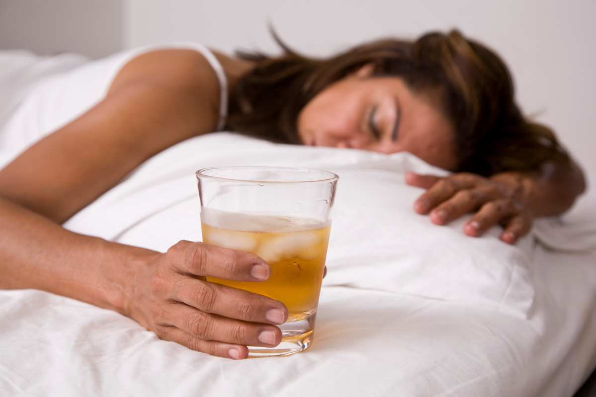 alcohol and rebound insomnia