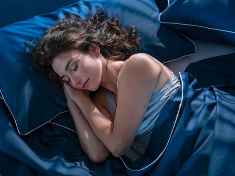 woman sleeping use equate sleep aid